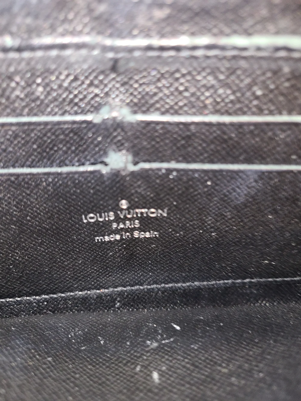 Louis Vuitton Black Patent Epi Leather Zip-Around Wallet Fair